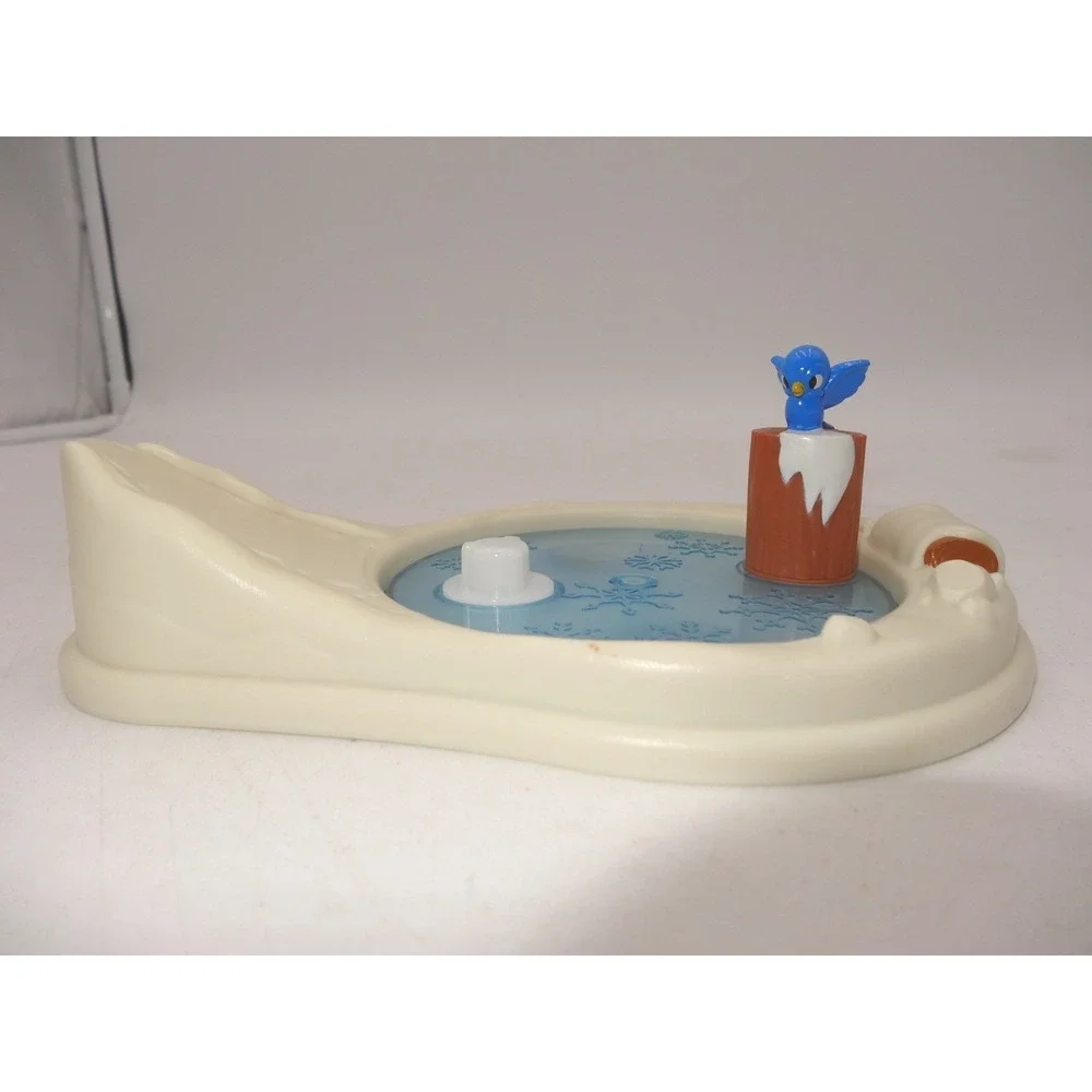 Fisher Price Little People Disney Bambi Thumper Winter Ice Skating Rink Playset‎